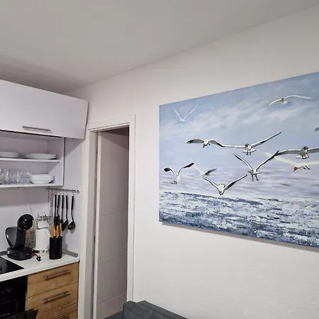 Sunny Day, Mobile مكان تخييم *