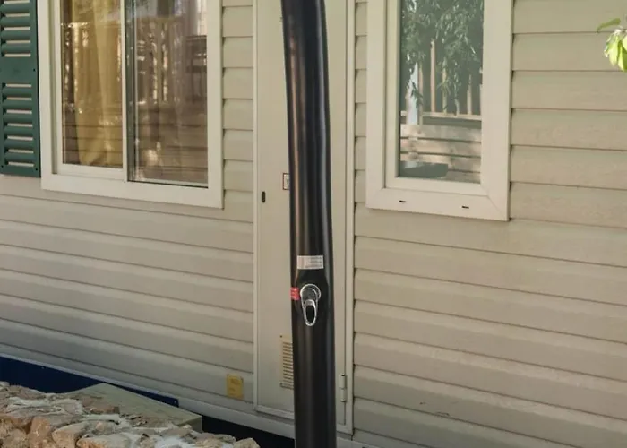 Sunny Day, Mobile 营地 比奥格勒·纳·莫鲁