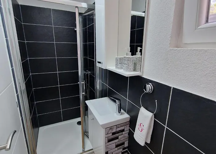 营地 Sunny Day, Mobile *